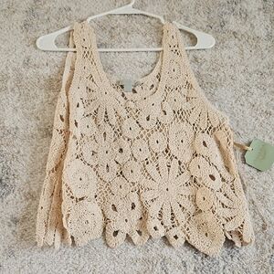 Floral Crochet Crop Top - Beige